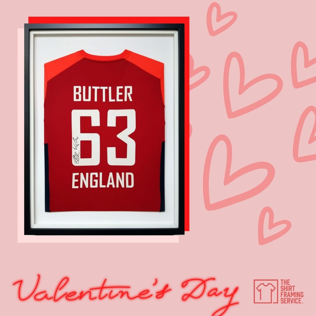 TSFSUK's tweet image. Happy Valentines Day! If you have received any sports memorabilia as a gift from your loved one, why not get it framed? or put it in a stunning perspex box?

Check out our website shirtframingservice.co.uk

#shirtframing #valentinesday #displaybox #football #sportsgifts