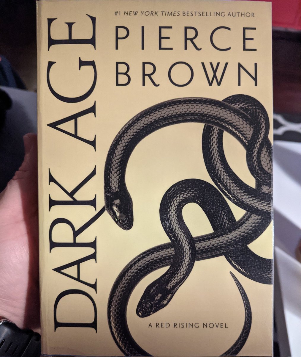 Bloodydamn I'm so excited for this #redrising <a href="/Pierce_Brown/">Pierce Brown</a>