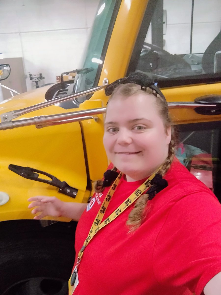 AshleyDeMoss6's tweet image. #SchoolBus #SchoolBusDriver #SchoolBusDriverLife