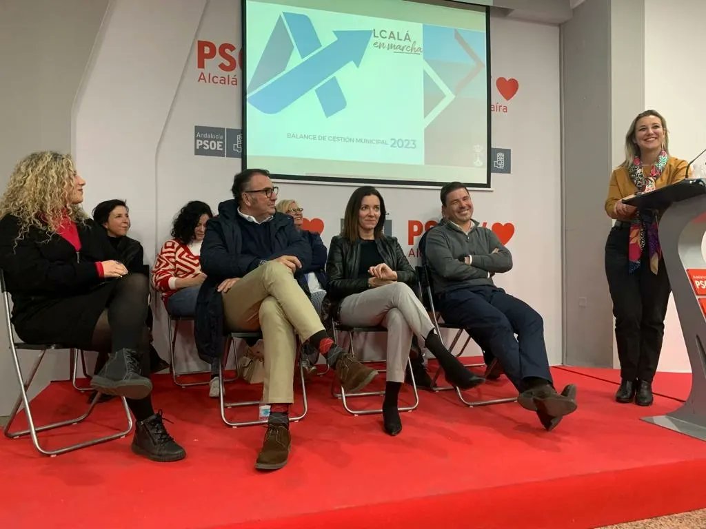 PsoeAlcalaGra's tweet photo. Trabajo y compromiso de l@s socialistas en Alcalá♥️

Presentamos el balance de gestión municipal 2023 de este gobierno socialista que ha cumplido con sus vecinos y vecinas en estos cuatro años de mandato y lo seguirá haciendo. 

Alcalá está en marcha. https://t.co/vCRNNLEazc