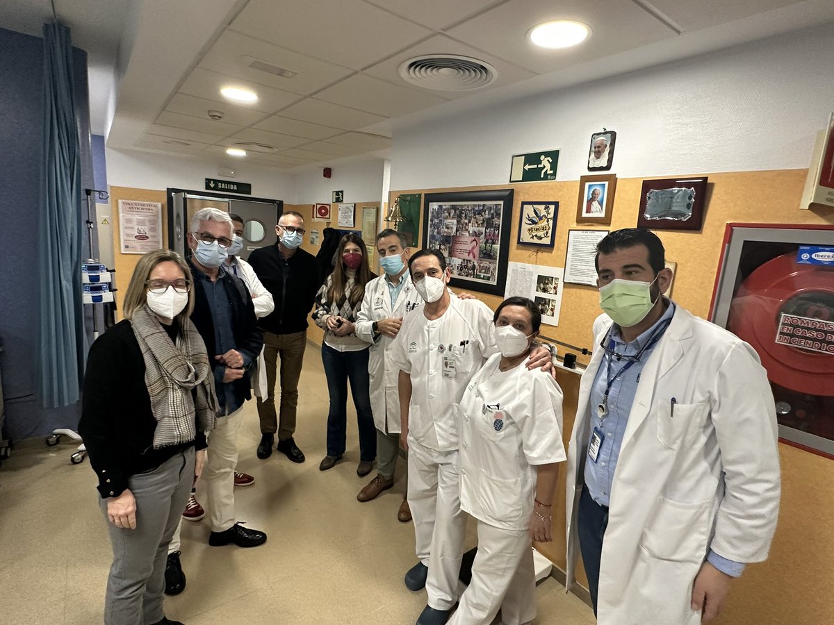 SaludNorteMalag's tweet photo. Esta mañana nos han visitado los compañeros del Área Sanitaria Campo de Gibraltar Oeste para  conocer nuestro modelo de abordaje a la cronicidad #UnidadContinuidadAsistencial #UnidadAltaComplejidad #Atencionalpacientefragilenurgencias #CuidaTe #PARAC https://t.co/FEyryyaFwE