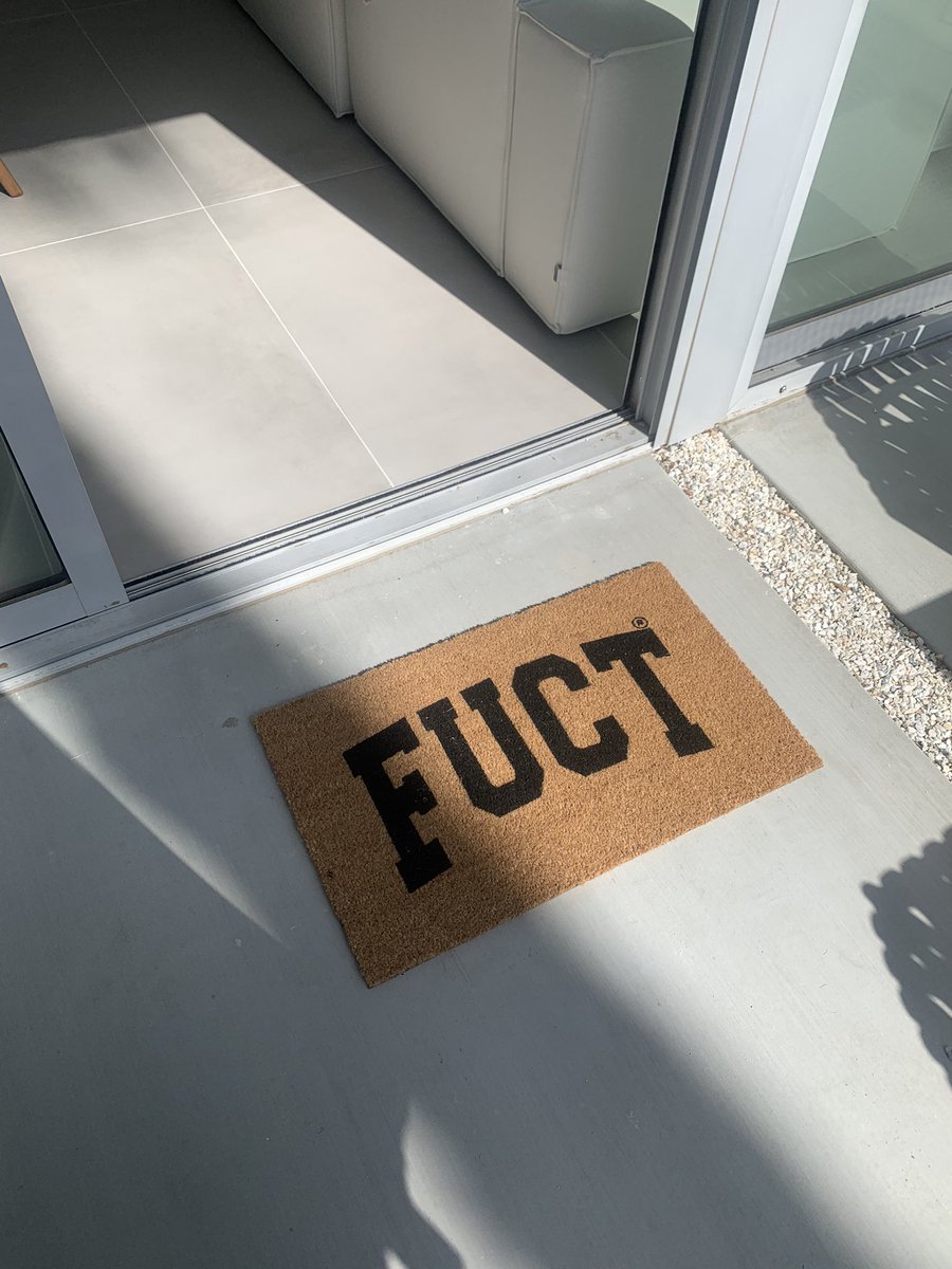 FUCT's tweet photo. FRI. 12PM (PST) https://t.co/sinqSiiK3z https://t.co/R3dKJ8iqHc
