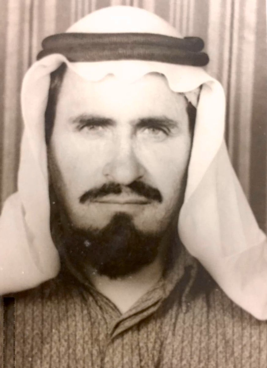 aljamal__'s tweet photo. “عقب البداوة .. والبيوت العراضي
كل ٍ يطوّل دون جارة  [ جدارة ] ! “

- من قصائد عمّي ابو غالي الله يرحمه https://t.co/qzoemZ0vjZ