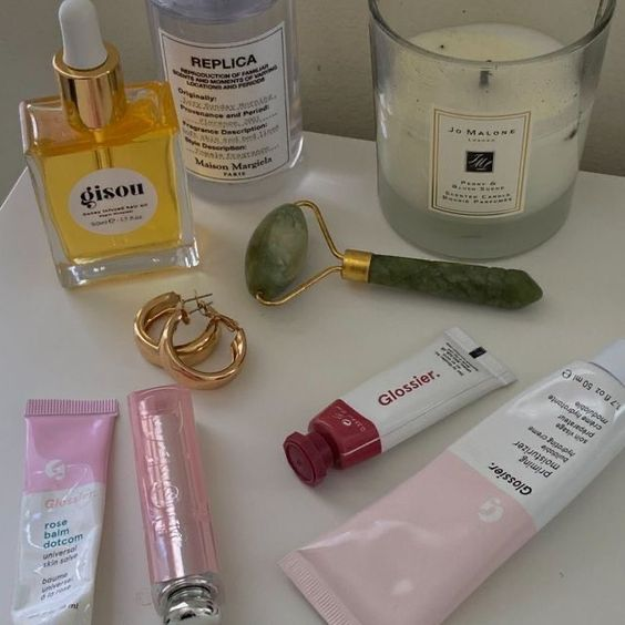 issystudies's tweet image. ⌕ Coisas para fazer para te priorizar tanto nos estudos quanto na vida pessoal e profissional.

[#studytwtbr | #studytwt | #lifetwt]