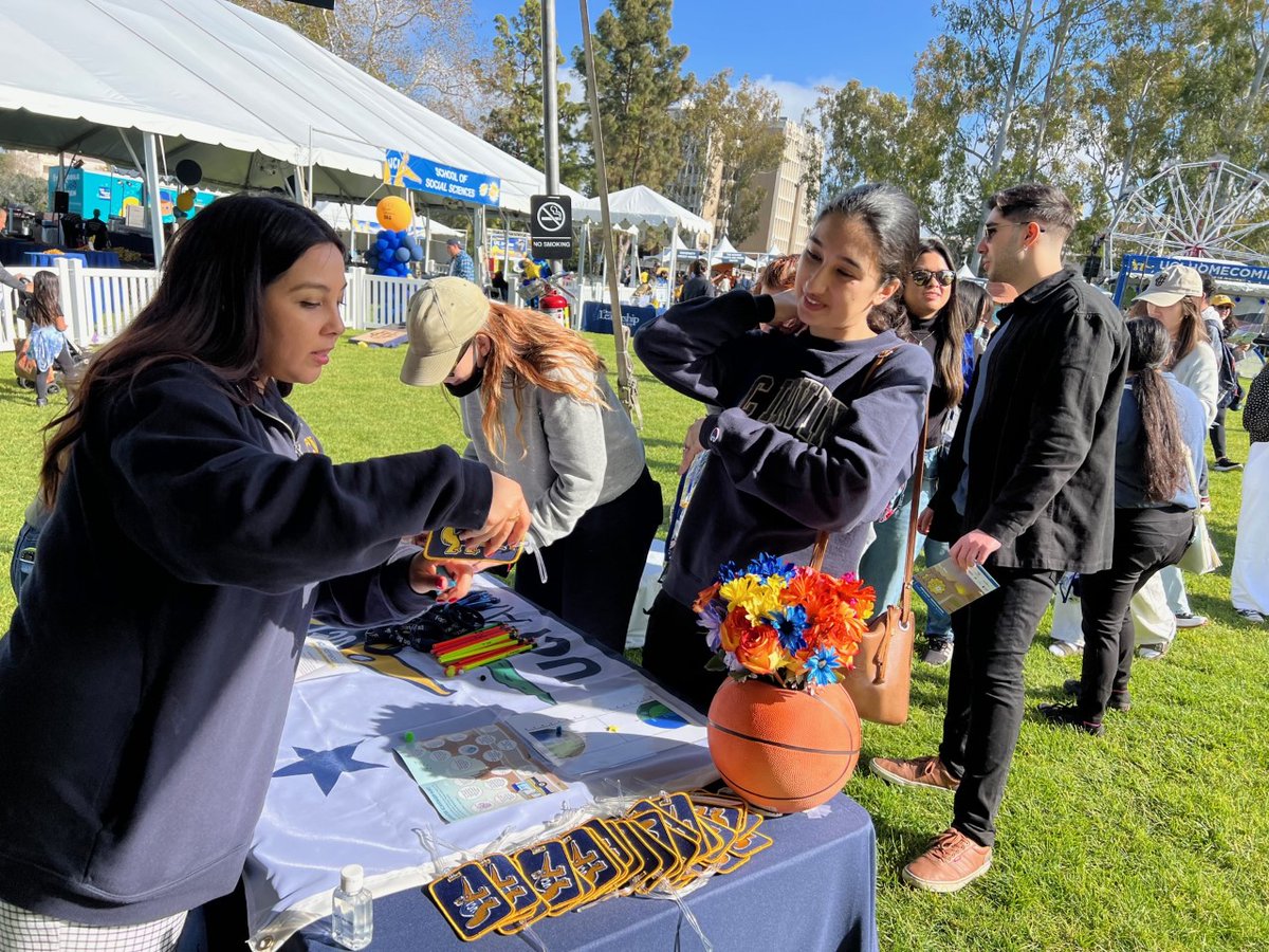 Thank you to everyone who visited the #UCIEducation booth during #UCIHomecoming last Saturday!