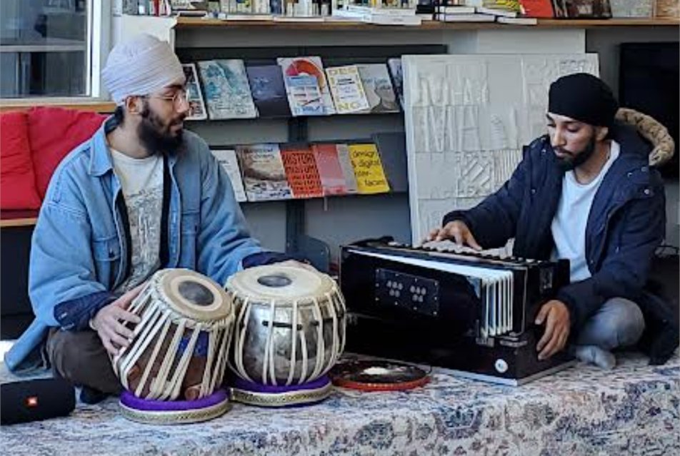 Traditional Indian Music at the Littman Library
Come and join us at the Littman Library on Wednesday, Feb. 15 at 2:30 p.m. and enjoy live traditional Indian music performed by Hillier College students! Refreshments will be served. 
#njit #concert #studentlife