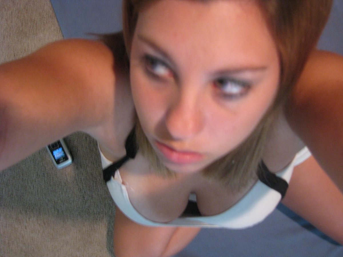 Who want me as his fucktoy?🤫 ✴️