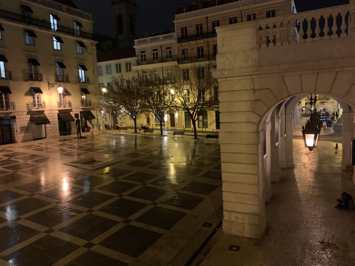 ConStelz's tweet photo. Lisboa 😍 https://t.co/1pc6HDQJLs