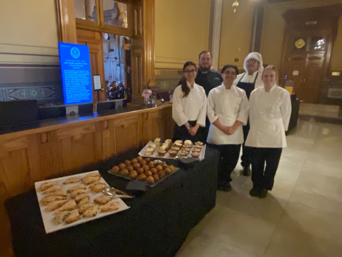 A31CareerCenter's tweet photo. Early College students from @Area31culinary provided scones, croissants, cinnamon rolls, lemon poppyseed muffins, and beverages at today’s Indiana Statehouse celebration of Career and Technical Education. #CTEMonth https://t.co/Wgp7ovRzjD