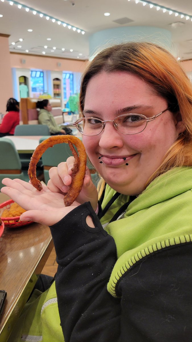 The Maverick 🐀 on Twitter "Onion arch, the most Missouri thing out there"