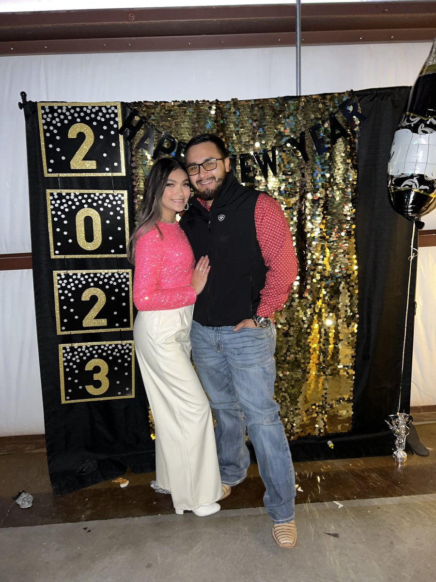 TavarezIan's tweet photo. My beautiful valentine ❤️🤍 https://t.co/r2aBruoJyq