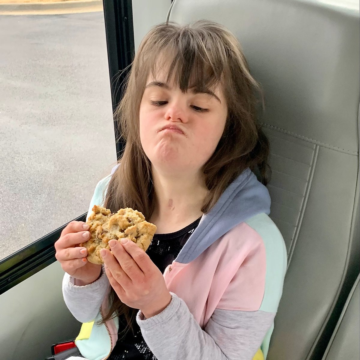 RainbowCenterKC's tweet photo. Have a sweet day (cookies help)! Happy Valentine's Day! https://t.co/CsfiWHLQOQ