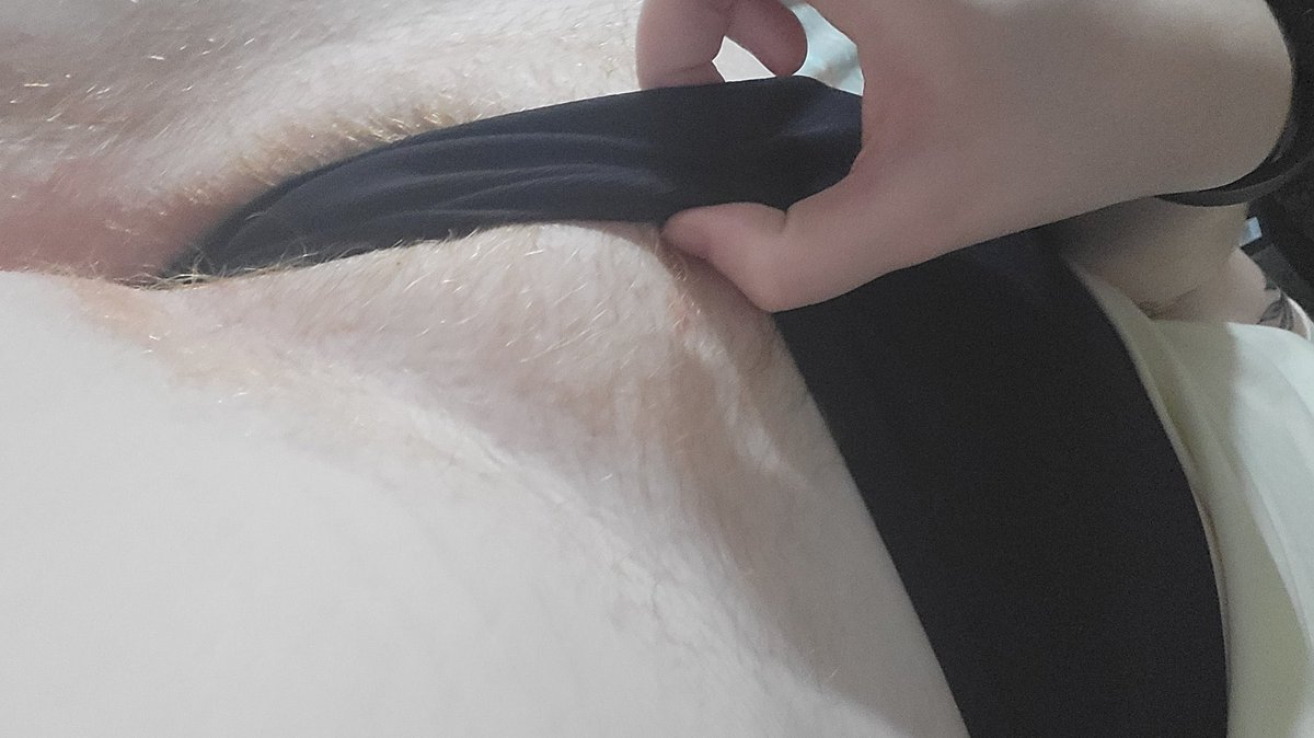 redhotbae's tweet photo. Who want a custom video for Valentine’s Day ♥️🎁 feeling generous might give a few deals 🙈..

Dm or follow 💦

#nsfwtwt #nsfw #buyingcontent #cam #kink https://t.co/uG58XkBJCo