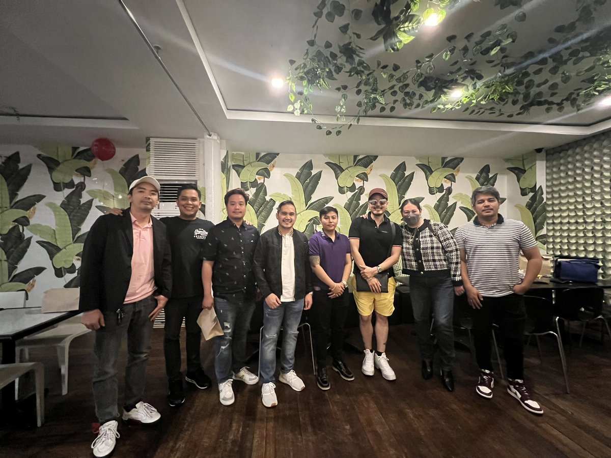 sirwil75's tweet photo. Valentines date w/ my KaFreshness Family. ❤️ 

Please Follow my INSTAGRAM, TWITTER &amp; TIKTOK @sirwil75

YOUTUBE CHANNEL : WILBERT TOLENTINO VLOGS, MADAM INUTZ &amp; HERLENE HIPON

#ResponsibleVlogging #NoFakeNews #Cybersafety
#happyvalentinesday #HappyHeartsDay #tokyogrill https://t.co/SdI9M6PZu1