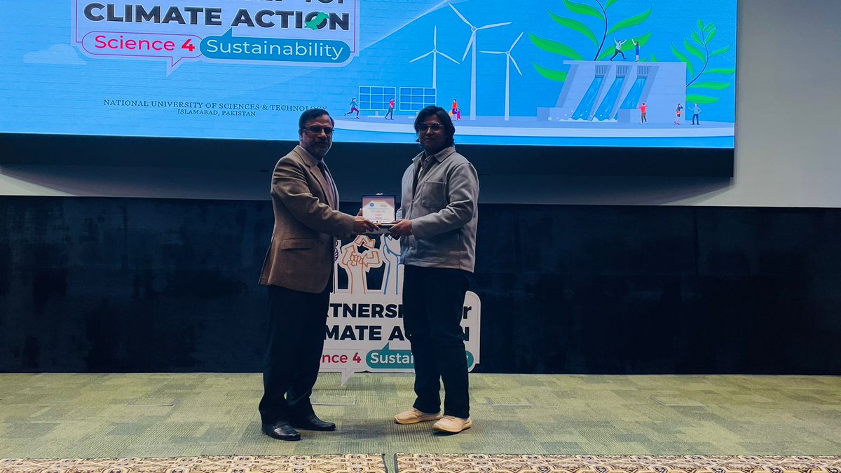 nustainable's tweet photo. Day 1 of "Partnership for Climate Action" started with group formation for Youth Group Activity conducted by Ms. Hania Imran.

Each group presented creative solutions to address climate changes in #Pakistan. Best solutions were awarded as winners &amp;runners-up for the day. #PCA https://t.co/JyNSPLH0xY