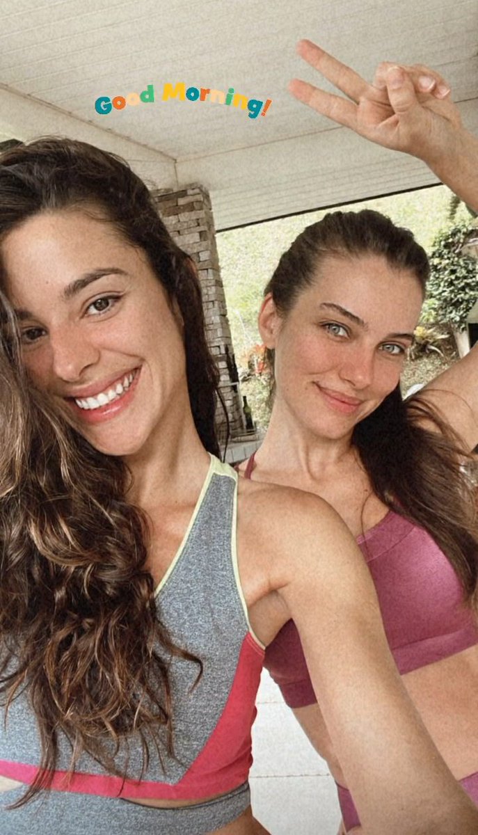 cabelloreis's tweet photo. ellas. https://t.co/G4mTLw64MR