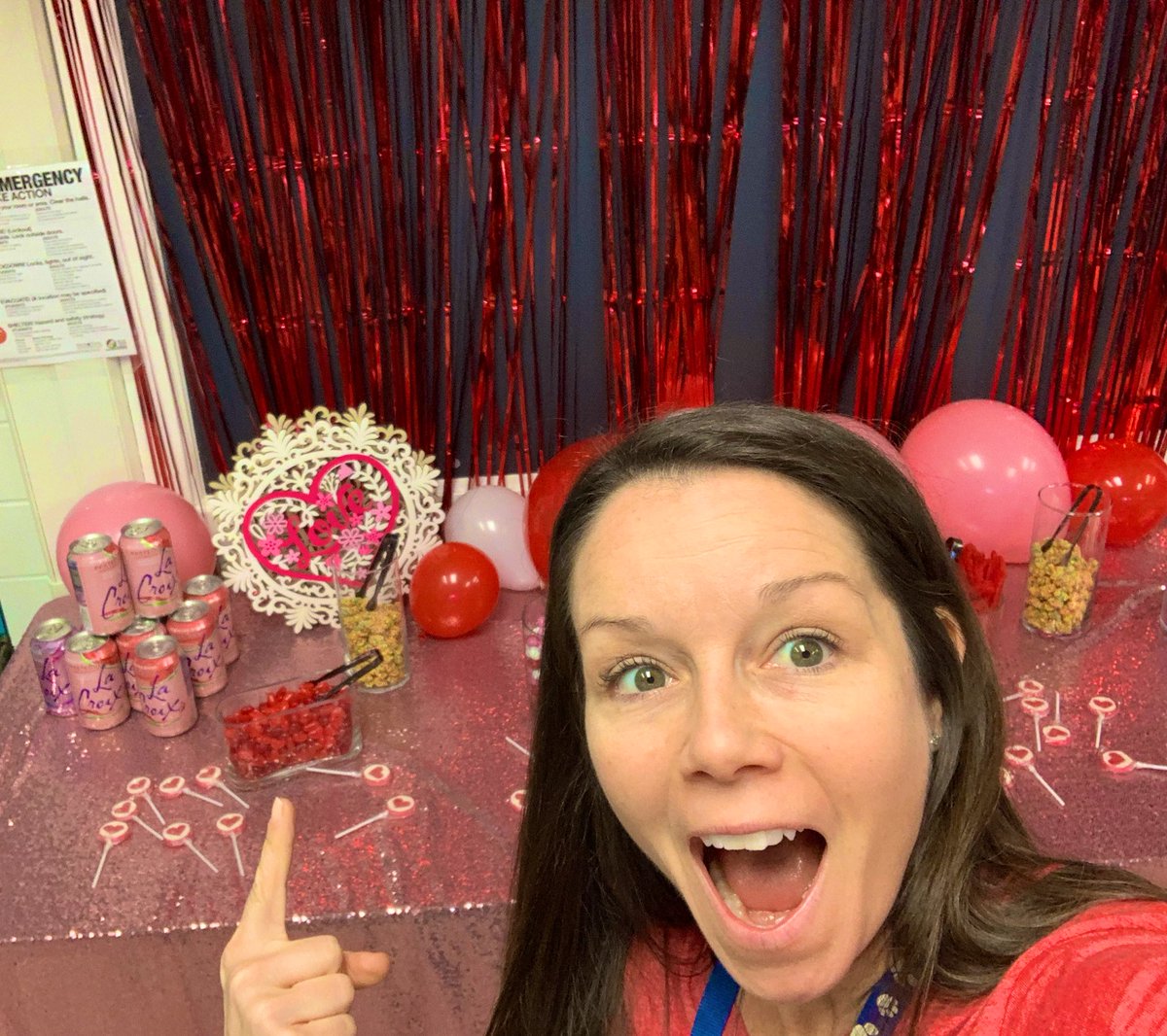 Anne Shacklett tweet media