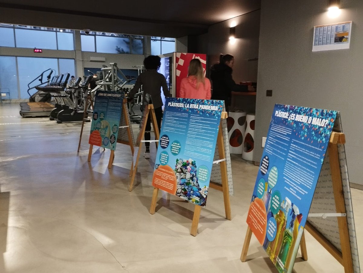 fundacionO2's tweet photo. #Valladolid
durante toda la semana en el Gimnasio @SportiaGimnasio de la ciudad, estará disponible nuestra exposición "microplásticos MACROBASURA", gracias por unir el deporte, la salud y el cuidado de la naturaleza.
@empleojcyl @mitecogob #microplasticosMACROBASURA https://t.co/lCXeagGqv1