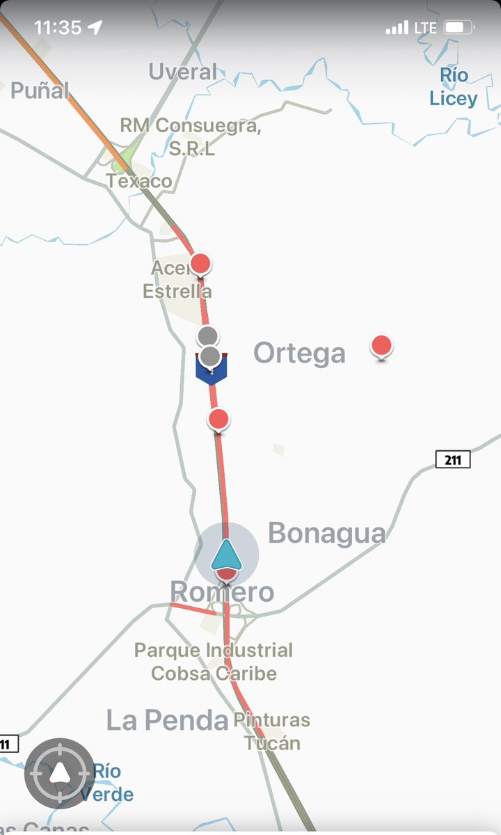 arqrandy1's tweet photo. Los que van La Vega a  Santiago, tapón desde peaje La Vega hasta entrada aeropuerto Cibao #tapon @accidenterd https://t.co/k39gGs6TaV
