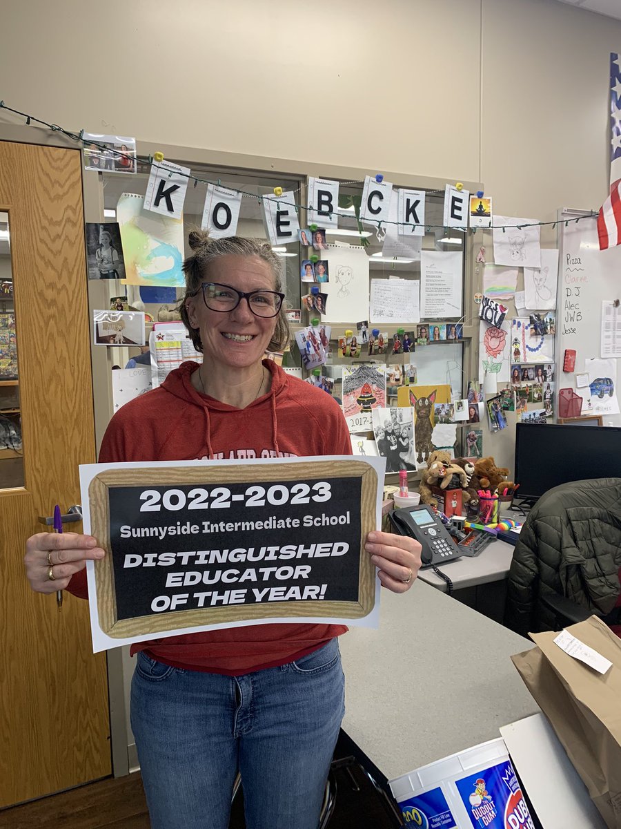 lafsunnyside's tweet photo. Congratulations to Special Education Teacher, Ms. Julie Koebcke! “Ms. K” was chosen by her peers as the 2022-2023 Sunnyside Distinguished Educator of the Year! ❤️ https://t.co/LRfbfWVB3B