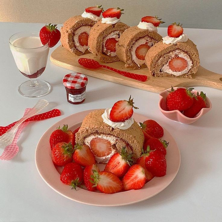 ㅤ
📦: Package for you! 

✉️:
Selamat hari kasih sayang untukmu yang membaca pesan ini! Semoga tahun ini dipenuhi kasih dan sayang juga kebahagiaan! Semoga kita selalu bersama!

Tertanda, Harvey K.
ㅤ