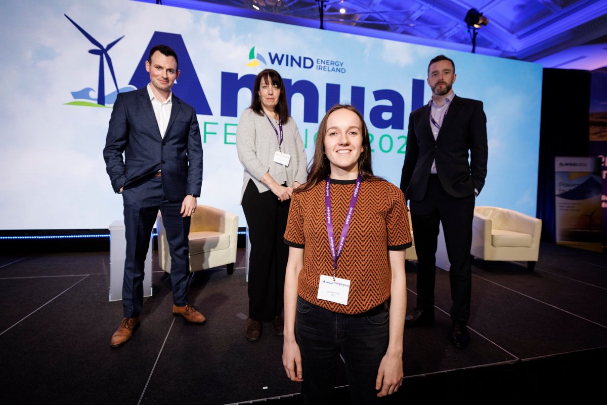 🥇 Winner of the Research Poster Room Award (with <a href="/WindEnergyIRL/">Wind Energy Ireland</a> &amp; Ocean Winds) is…. Danielle Orrell <a href="/UCC/">UCC Ireland</a>. Her research into offshore ecology &amp; natural environment impressed judges 👏 👏