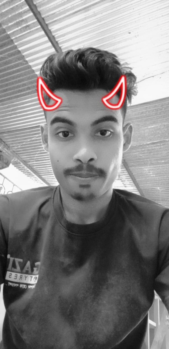 MDRASED111's tweet photo. to kese hen ap lok https://t.co/JnGCSKt7Ko
