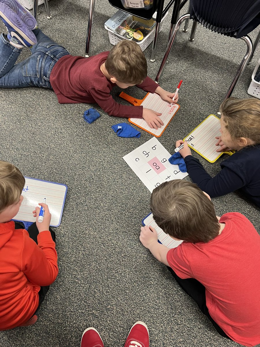 Today we worked with magic squares to build oe/oa words with groups.