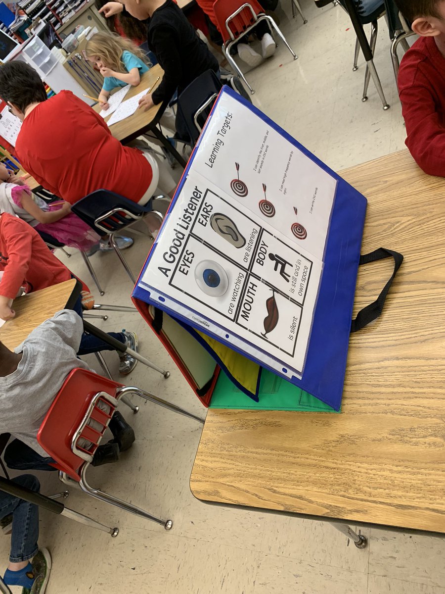 PCSDdentzler's tweet photo. Great day in kindergarten as Mrs. Kelly is working with students on short e and reading from a text. #PCSDProud #Dentzlereagles #ReadingEveryDay https://t.co/0yGn7dzwGe