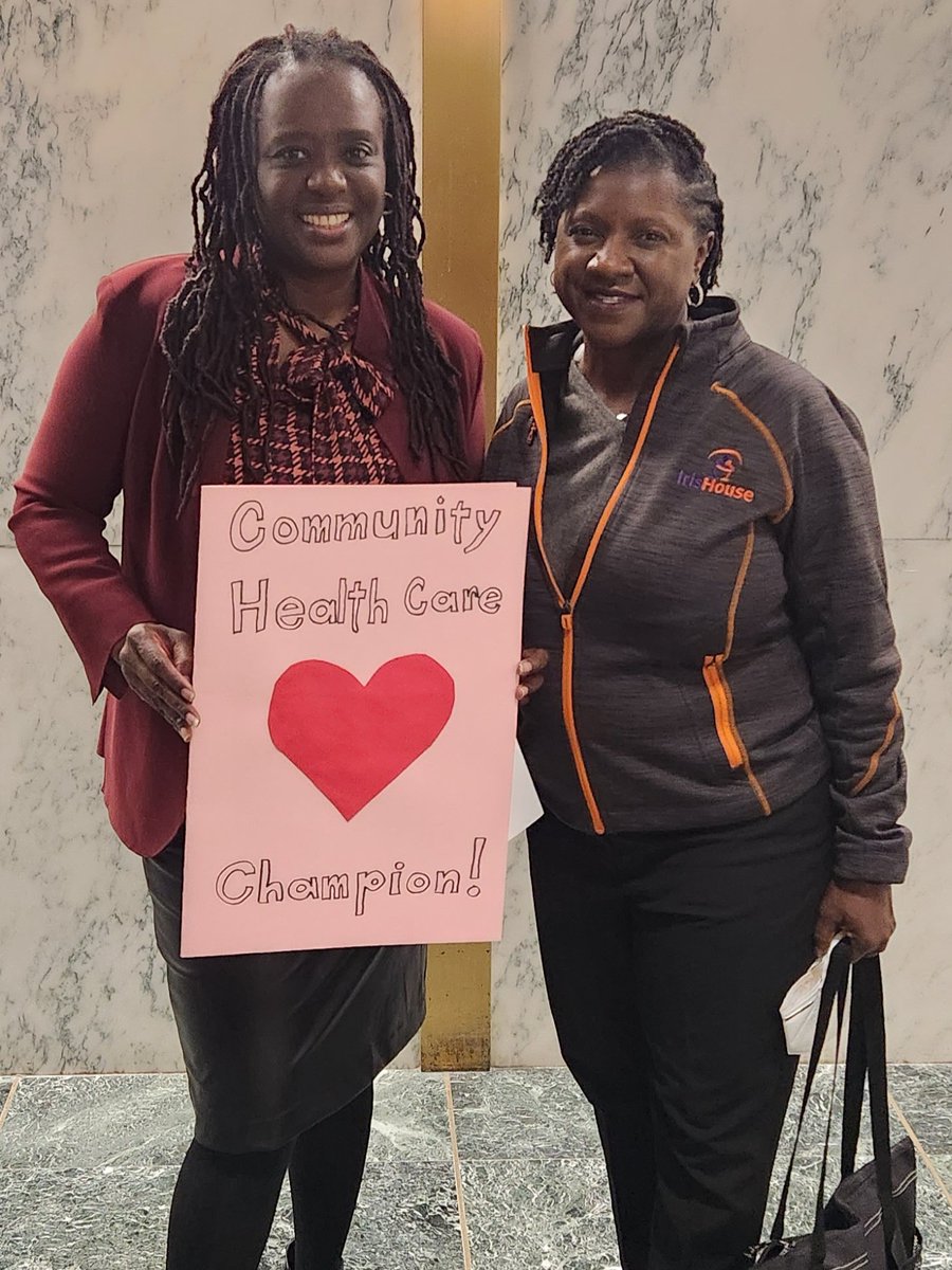 IngridFloyd1's tweet photo. Grateful to have the support of State Senator @CordellCleare to repel the Medicaid Carve out and save safety net providers like @irishouse #340b https://t.co/RPWNDYoEdJ