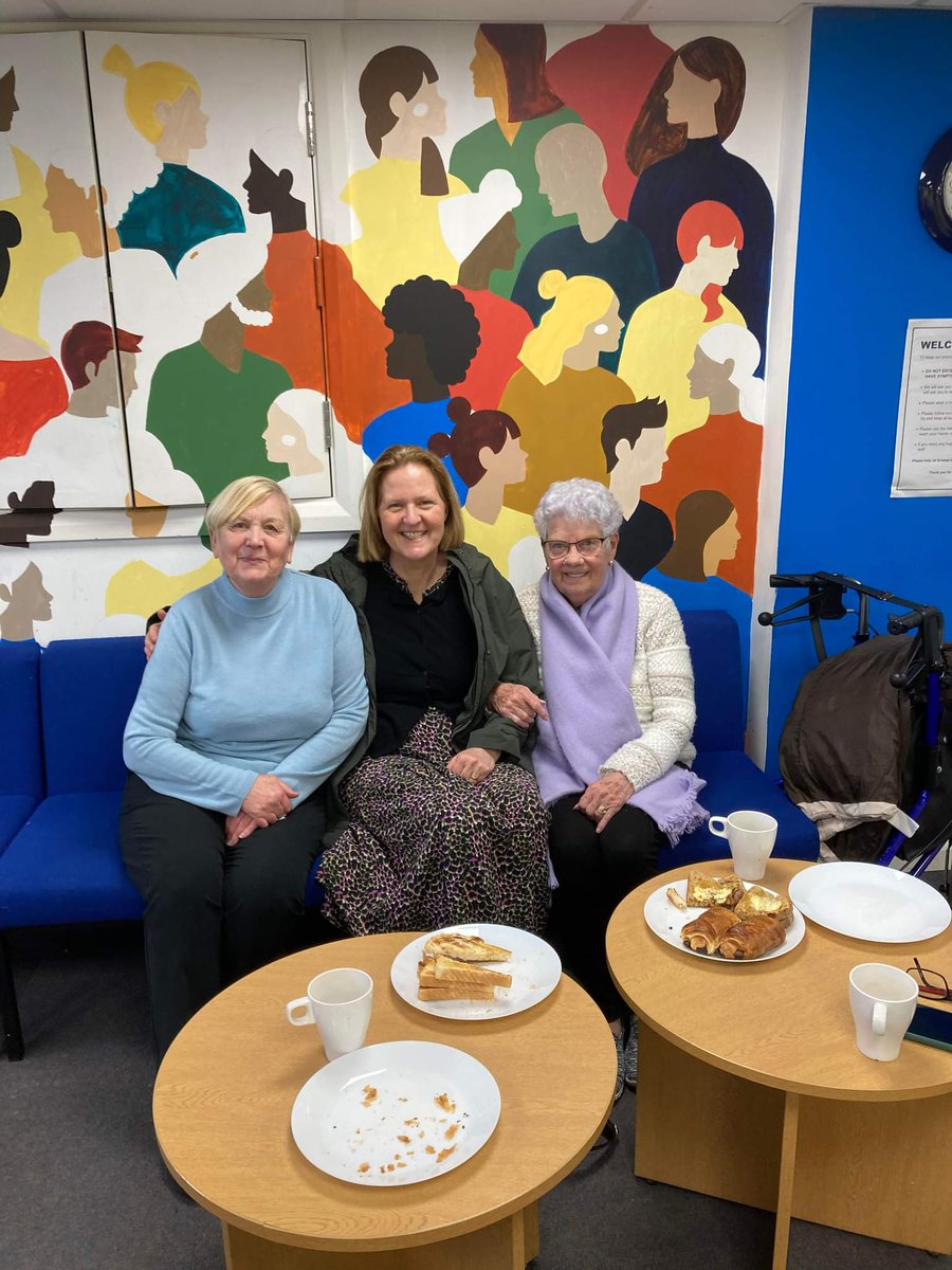 Hope Community Heath Town (@hope_nicolas) on Twitter photo We met Vickie Milligan, one of Baron Davenport's Trustees who came to see what Hope does. Doreen and Rose two of our older people kept her company. We met Vickie Milligan, one of Baron Davenport's Trustees who came to see what Hope does. Doreen and Rose two of our older people kept her company.
