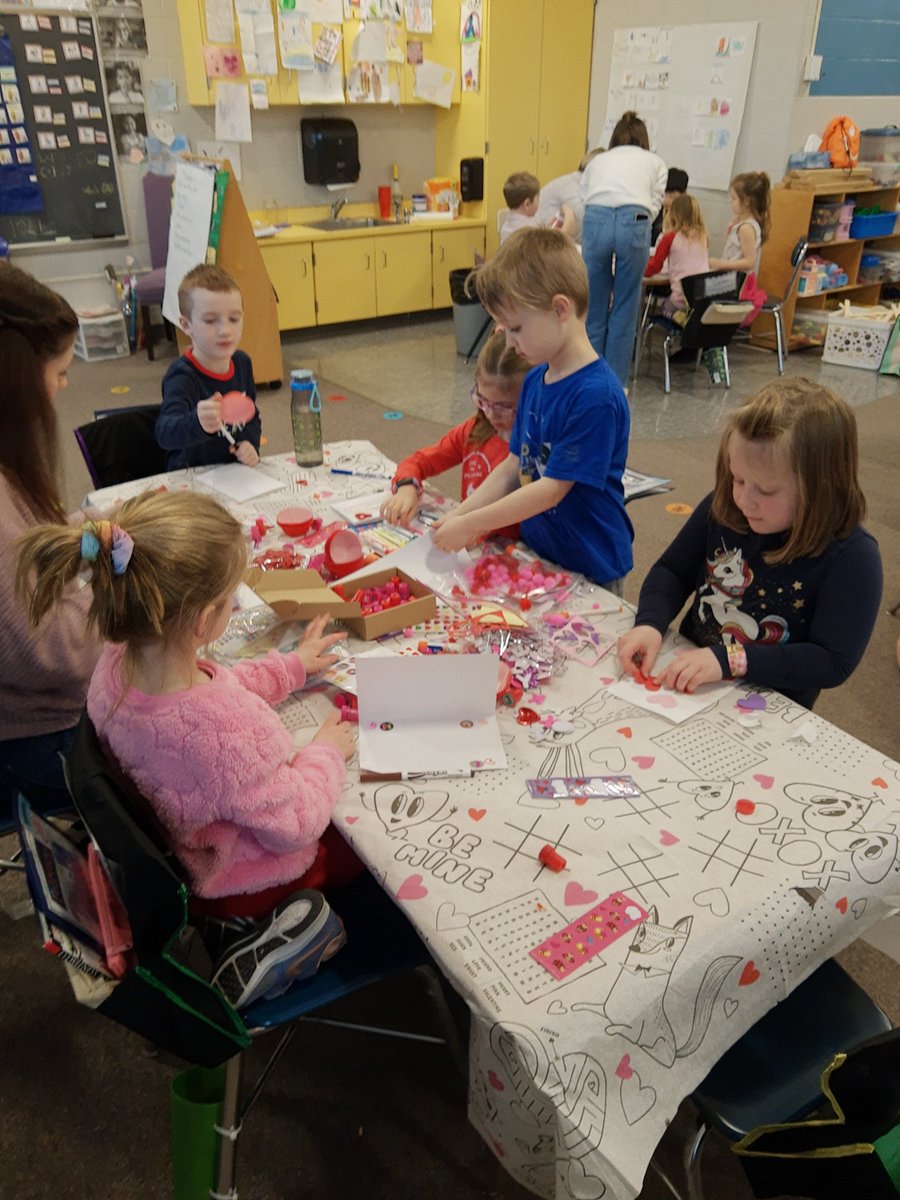 suzipearcy's tweet photo. Valentine's Fun! https://t.co/6DVhAXhEO8