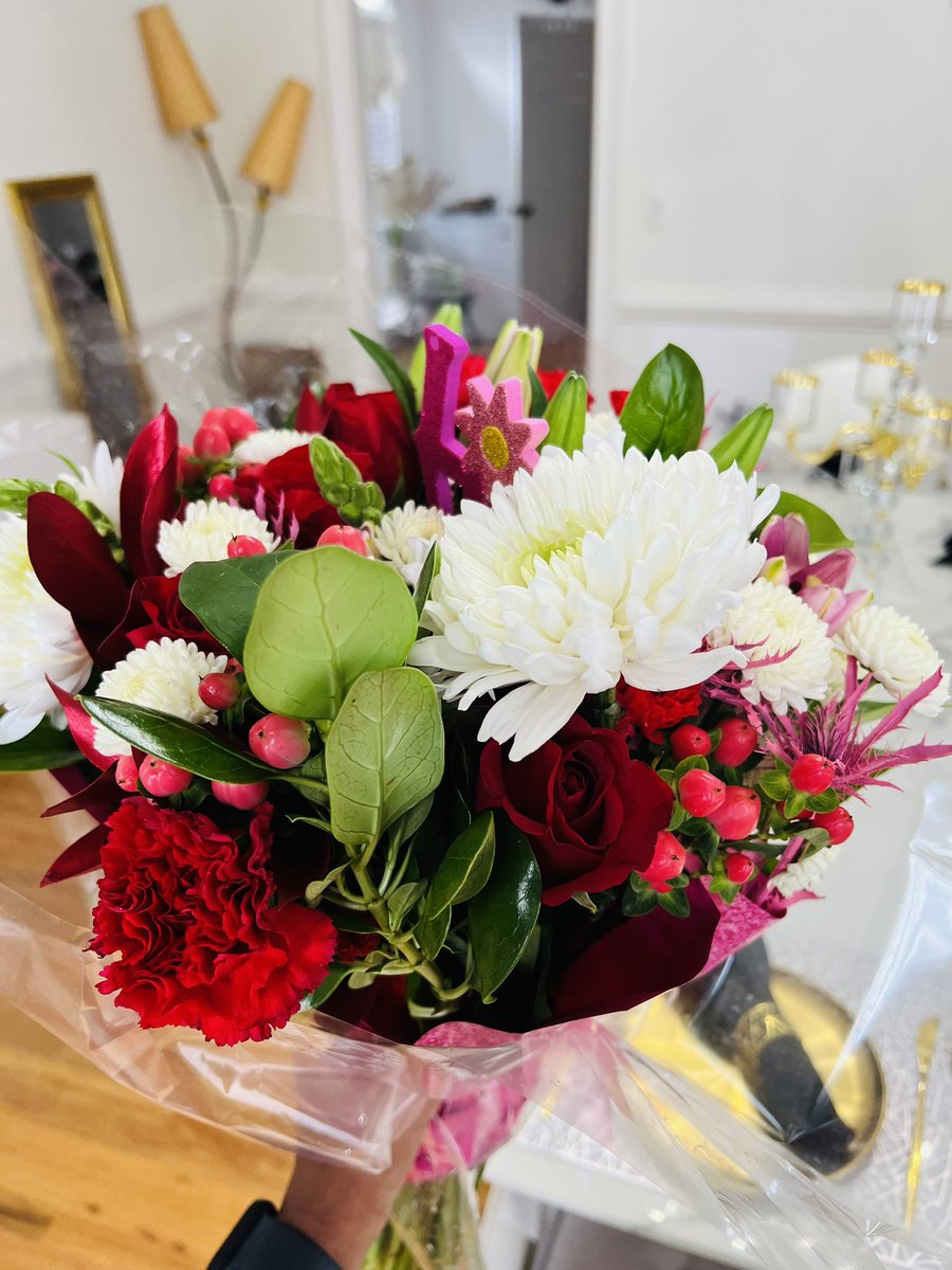 emmabossi's tweet photo. - Happy Valentines Day 🥰 https://t.co/UWMtedm6aj