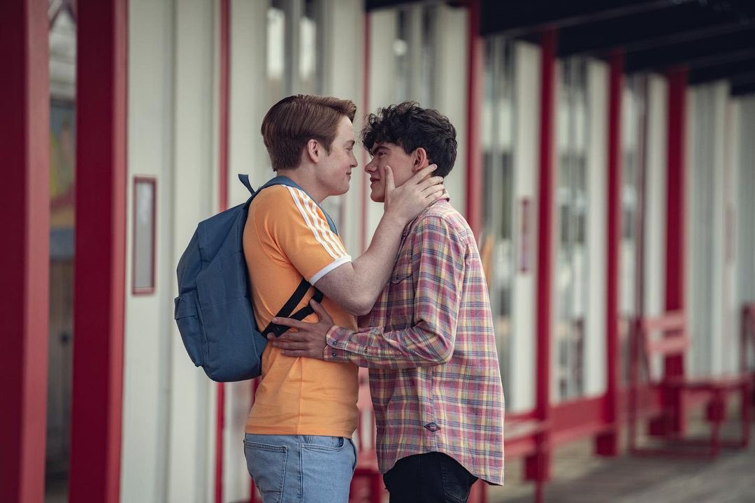 new pic released of Nick & Charlie 🥰
SeeSawFilms © #Heartstopper #KitConnor