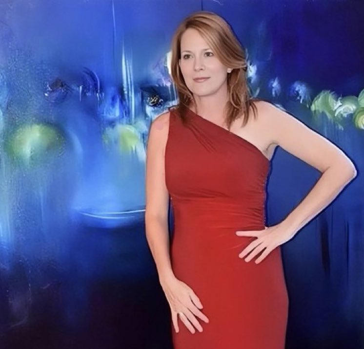 tam is bette’s side piece🧃 on Twitter "RT courtsgay (day 16)"