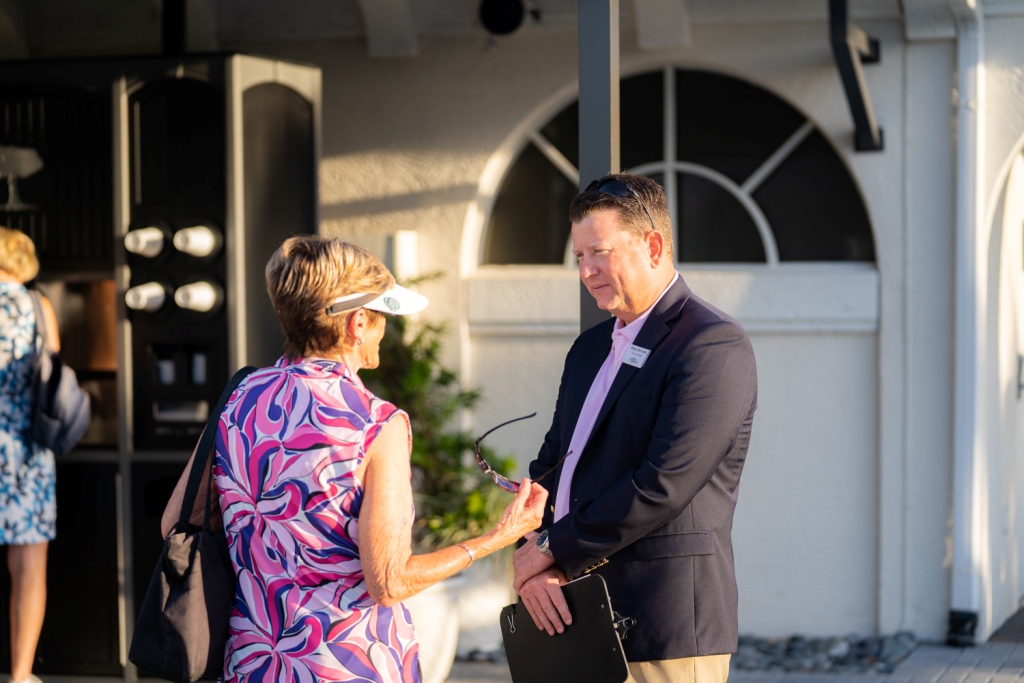ShadowWoodCC's tweet photo. We LOVE what we do because of members like YOU! Happy Valentine's Day from the Shadow Wood team #swcc #shadowwood #happyvalentinesday #lovewhereyouwork #lovewhatyoudo https://t.co/PXV6o8c7AA