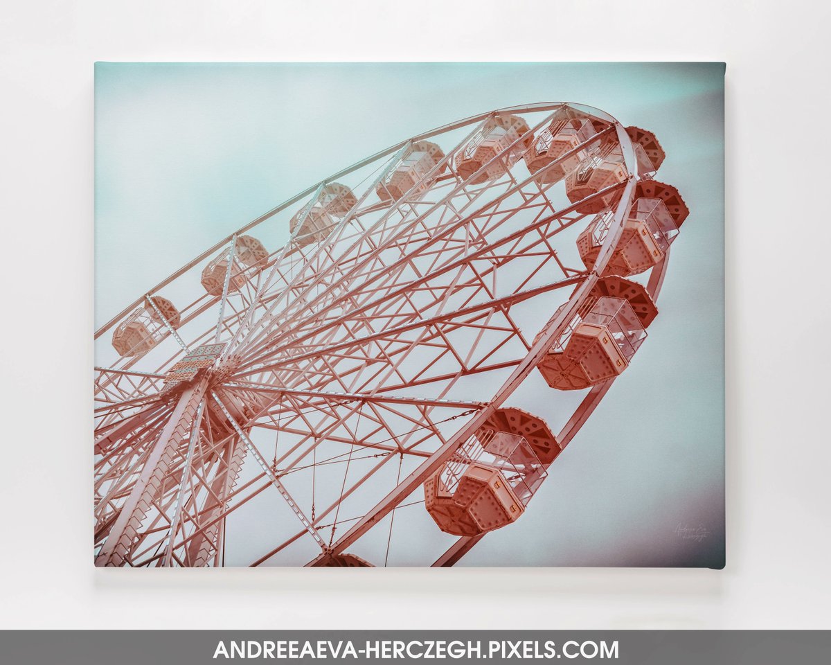 Giant Ferris Wheel CHECK IT OUT 👉 buff.ly/3YuJwC6 
#ferriswheel #NationalFerrisWheelDay #ValentinesDay #summerfun #feb14 #vintage #retro #observationwheel #giftideas #homedecor #homedecoration #interiordesign #statefair #photooftheday #travel #BuyIntoArt #AYearForArt