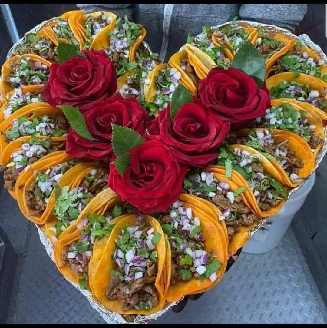 kwan3865's tweet photo. @mariasearth happy 💘 https://t.co/znE0ij643o