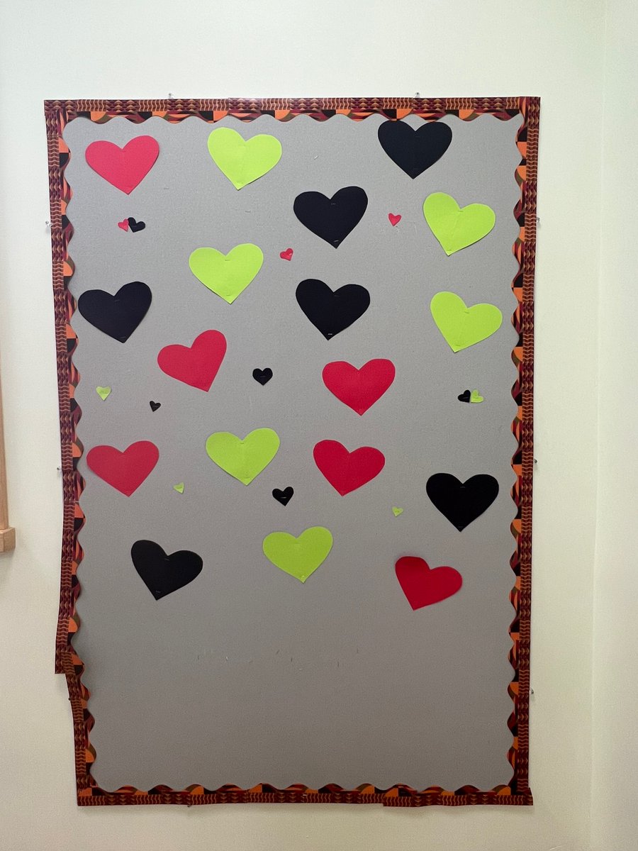 CaedmonMont's tweet photo. Come and see our gorgeous bulletin boards on the second floor! 
#CaedmonMontessori #CaedmonCreativity #TheCaedmonStory https://t.co/uCjiqPfihT