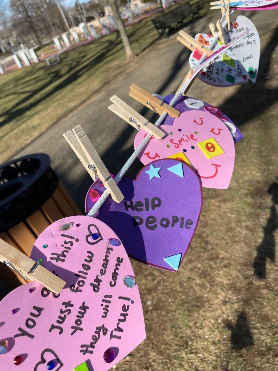 Did you know that Valentine’s Day coincides with Random Acts of Kindness Week?

Our elementary students made hearts to display on the town common to celebrate!

Thanks to our <a href="/FranklinHS/">FranklinHighSchool</a> Peer Leaders &amp; Community Service Club for volunteering to hang up the hearts 💙