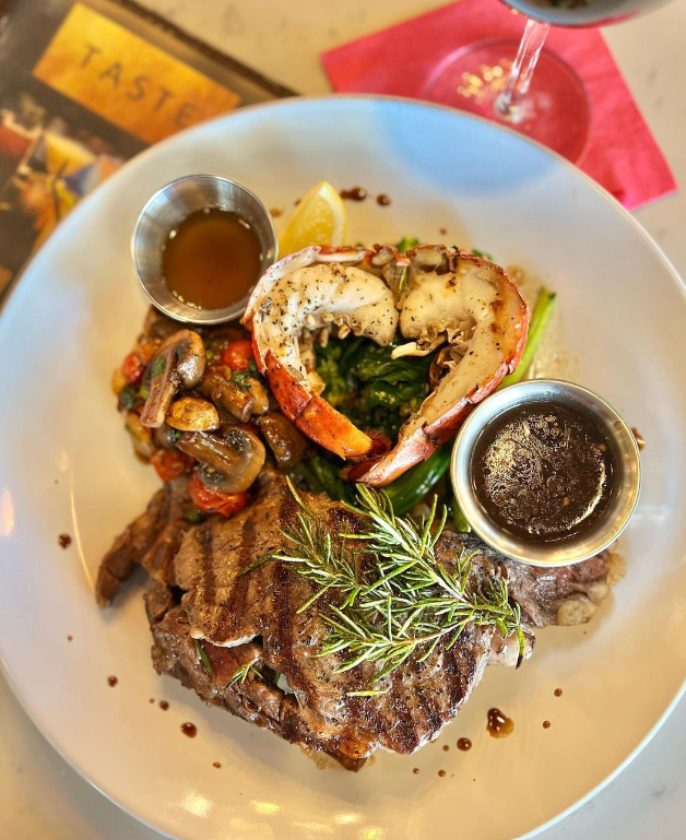 TheEatGuide's tweet photo. Happy Valentine’s Day! ❤️ ❤️ ❤️ ❤️ ❤️

Join us at Taste Asian Fusion Bistro to celebrate this special day😊.

📍📸@tasteboise! ❤️

#Valentinesday #heartsday #loversday #TheEatGuide #dinnerdate #dinner #candlelight #steak #lobster #visitboise #visitidaho #boisefood #thisisboise https://t.co/XAq8uSUhf3