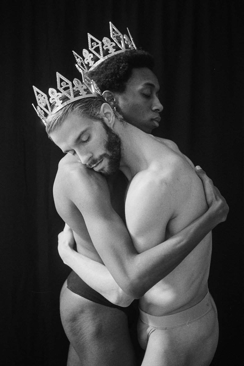 ❤️ Happy Valentine’s Day ❤️

📸 Ballerino by <a href="/Sirdavidsimon/">david-simon dayan</a> part of @BOYSFINEART exhibition this <a href="/SydWorldPride/">Sydney WorldPride 2023</a> at Working Dog Gallery Feb 23 - March 11 featuring work by 62 photographers. #LGBTQ