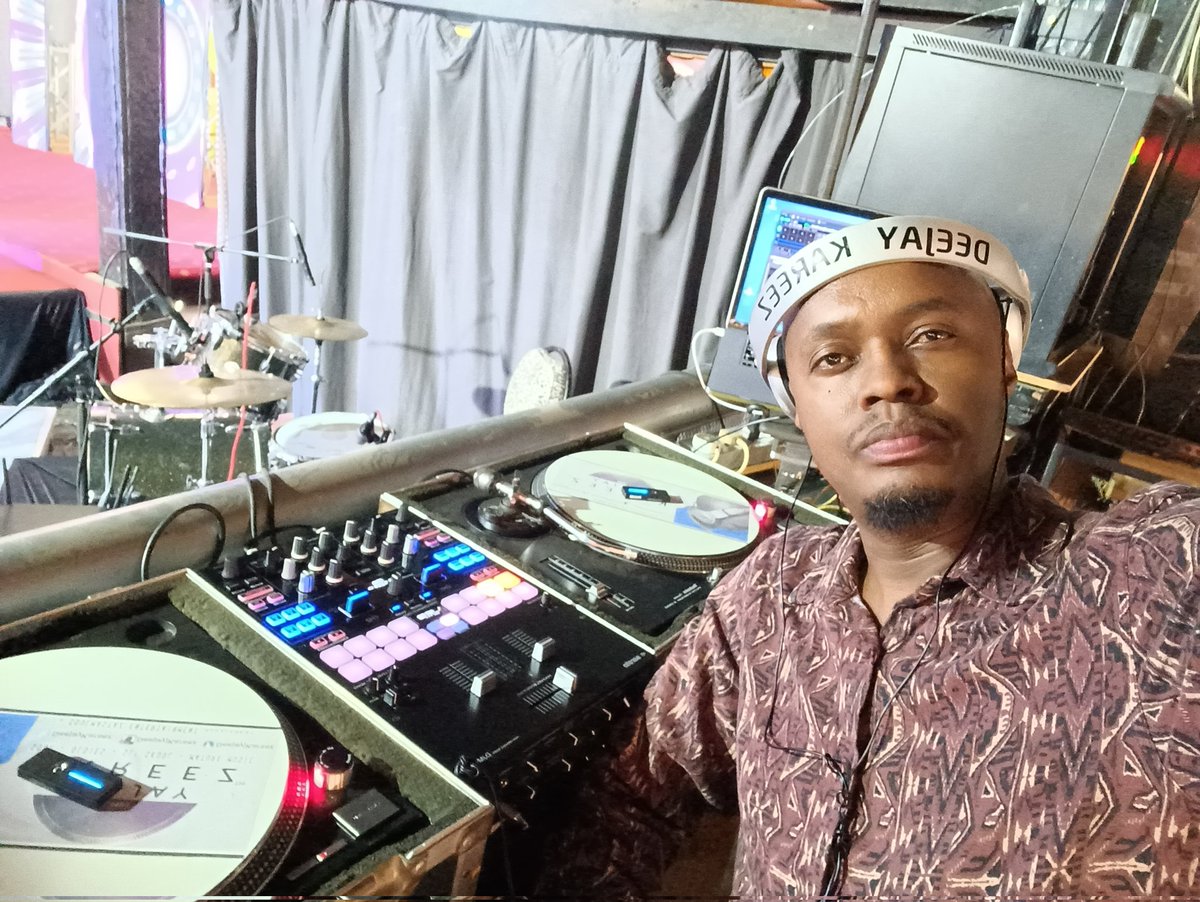 DeejayKareez's tweet photo. Your DJ at the  #MensConference2023 @SteveLetoo @chriskirwa @IanMbugua @ShaffieWeru https://t.co/CnY3Jc9I7n