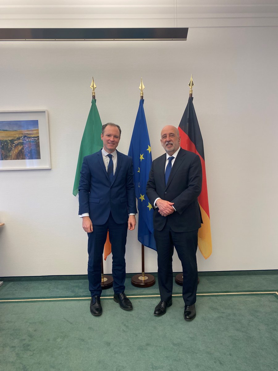 irlembberlin's tweet photo. Embassy delighted to welcome Central Bank of Ireland Governor Gabriel Makhlouf @makhloufgabs to Berlin today. Very insightful discussion with University of Freiburg Prof @Lars_Feld and President of Deutsche Bundesbank’s Berlin and Brandenburg Regional Office Claus Tigges @tiggesc https://t.co/aL70VPgUpe