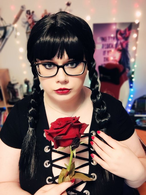 Happy Valentines day from Wednesday Addams! ❤️❤️❤️ #wednesdayaddams #wednesday #valentines #ValentinesDay<a href="/tag/wednesdayaddams"class="tags">#wednesdayaddams</a><a href="/tag/wednesday"class="tags"><span>#wednesday</span></a><a href="/tag/valentines"class="tags"><span>#valentines</span></a><a href="/tag/valentinesday"class="tags"><span>#valentinesday</span></a><a href="/tag/cosplayergirl"class="tags"><span>#cosplayergirl</span></a>