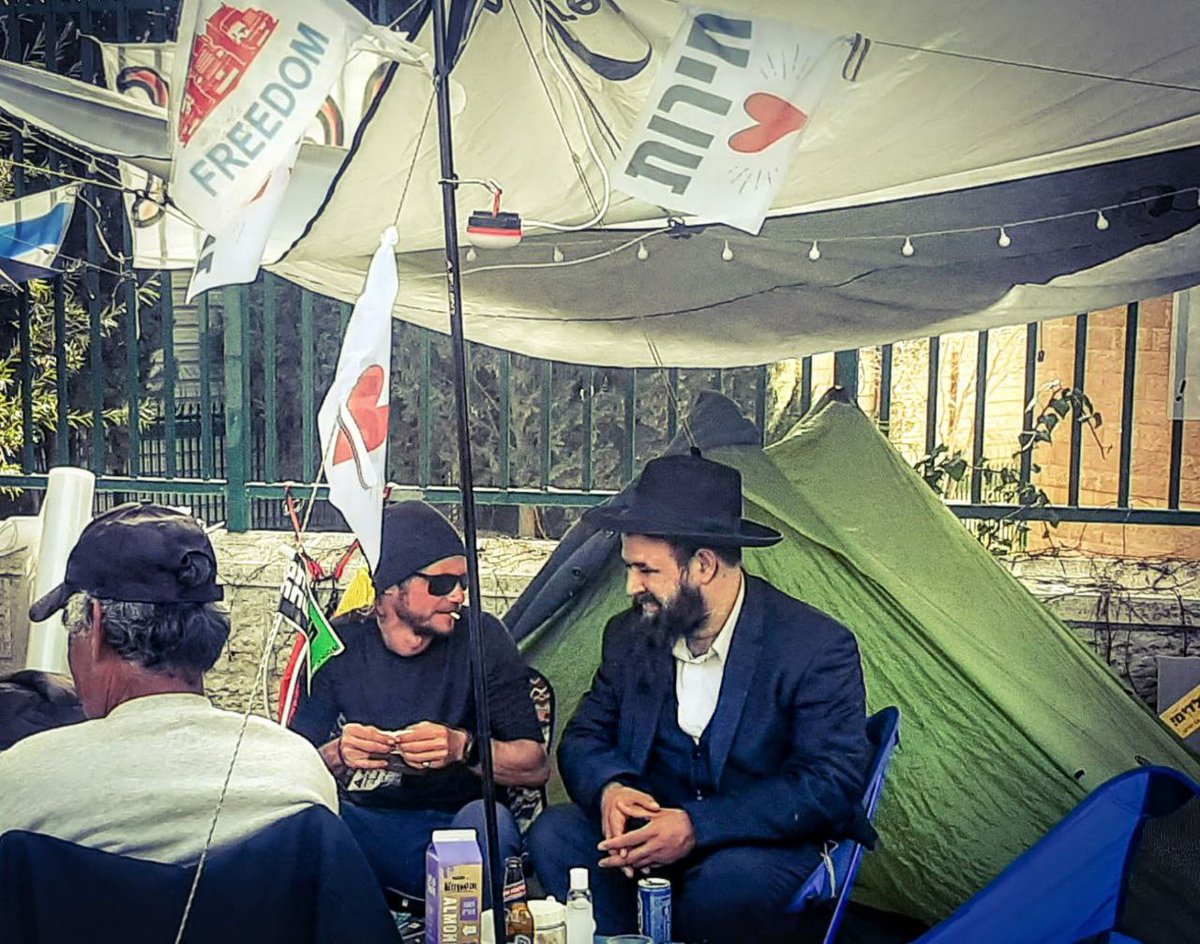 Israel Convoy 2022 tweet media
