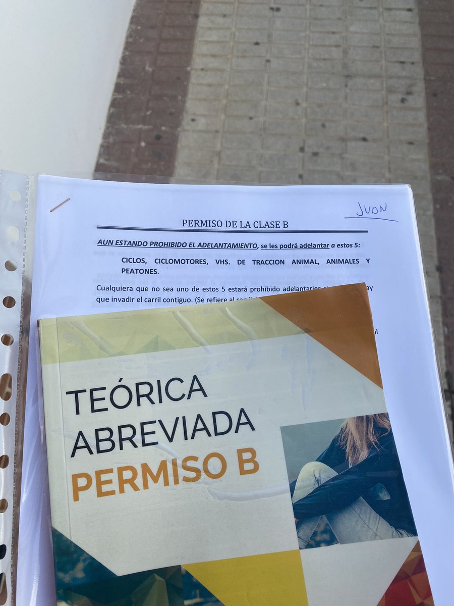 filtran nuevo tema de economía de la empresa de segundo bachillerato🫢