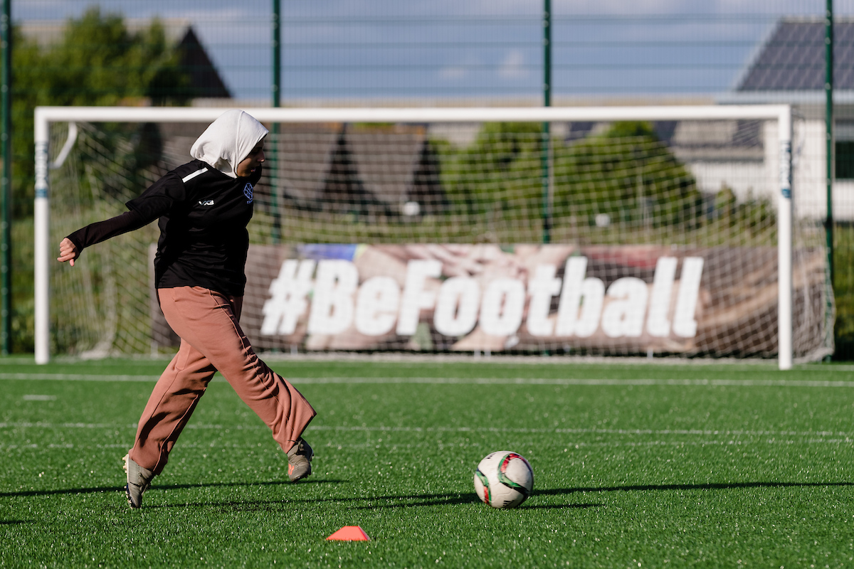 VACANCIES: Now time to shift the dial on getting more girls &amp; boys playing at grassroots!

We’re recruiting x7 Club Developers to cover all areas of🏴󠁧󠁢󠁷󠁬󠁳󠁿 to build a robust, sustainable club network. Supporting clubs to create inclusive environments #ForPawb
 
faw.cymru/en/about-faw/f…