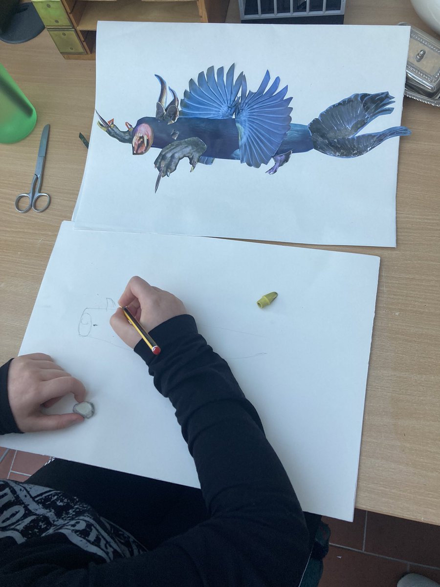 Dempsey_art's tweet image. Year 5 Kacper back in da house making an epic animal collage of animal body parts. Part two is a drawing ✍️ #artteaching #drawing #primaryart