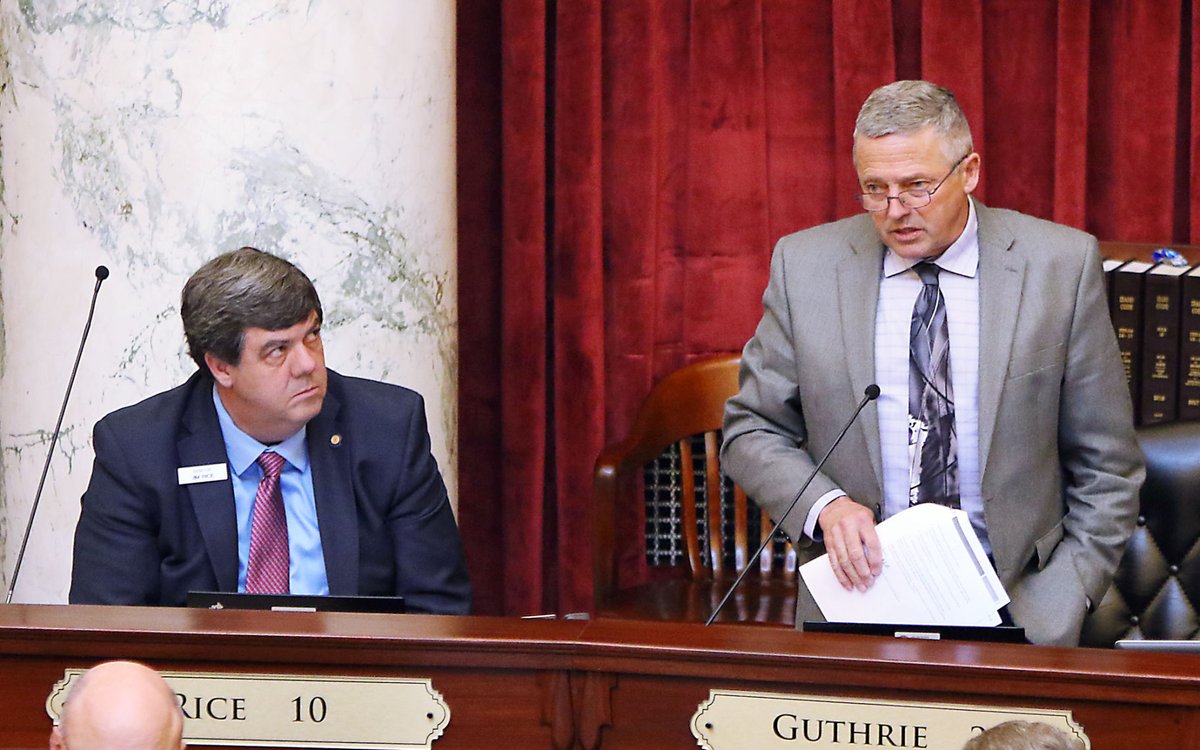 Eye on Boise: Eastern Idaho senator presents restricted driver’s license bill for undocumented residents; link to full story by @KelcieMMorris from the <a href="/IdahoCapitalSun/">Idaho Capital Sun</a> you can also find it in today's <a href="/TheIdahoPress/">The Idaho Press</a> #idleg #idpol idahopress.com/eyeonboise/eas…